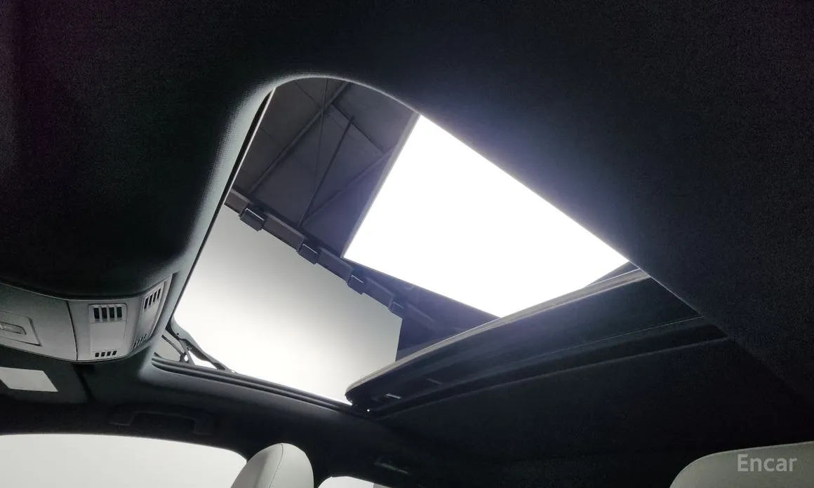 Фото 19 - Volkswagen T-Roc