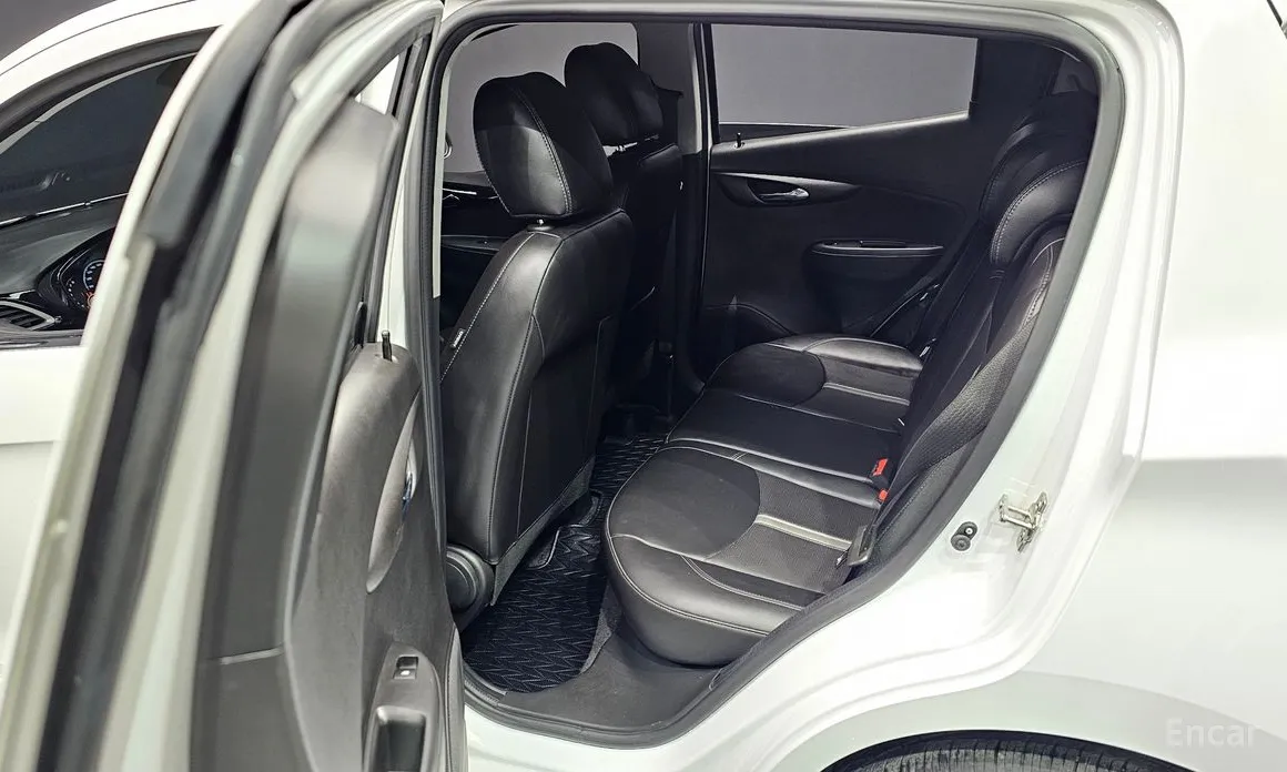 Фото 12 - Chevrolet Spark