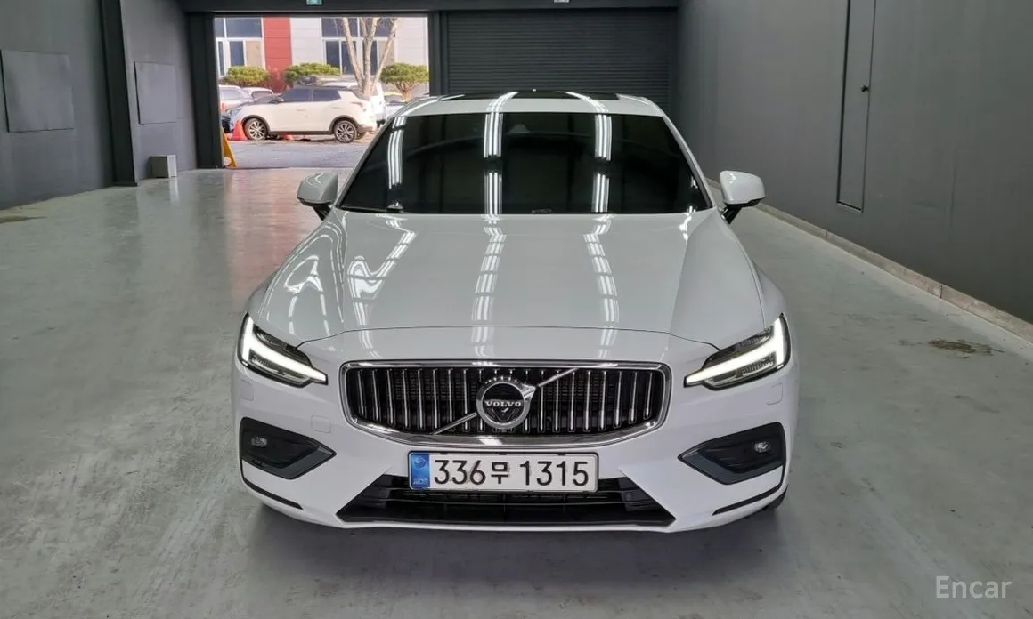 Фото 3 - Volvo S60