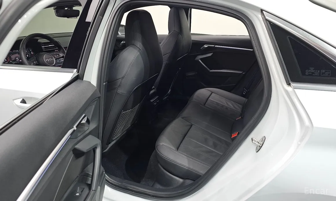 Фото 18 - Audi A3