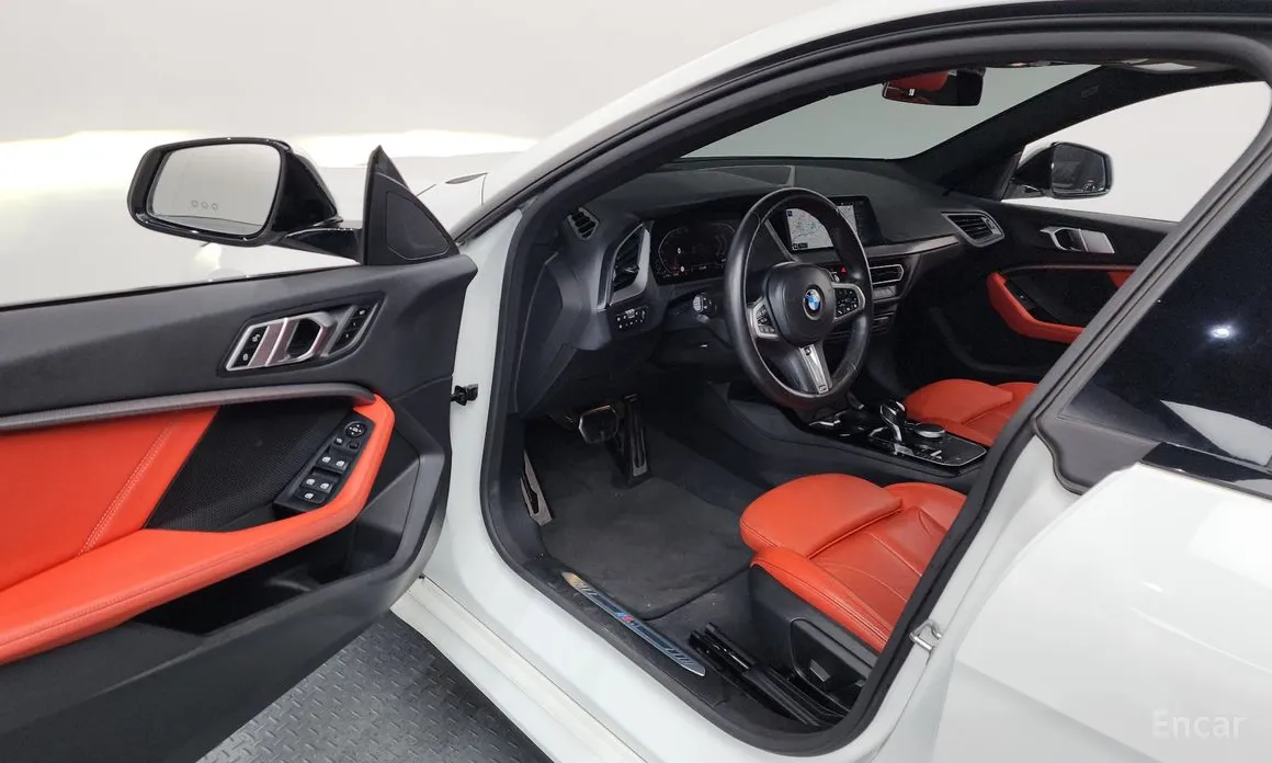 Фото 10 - BMW 2 Series