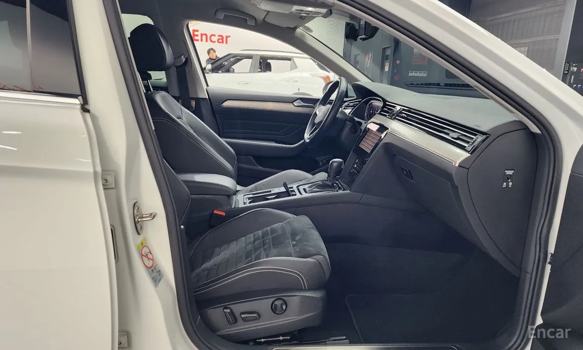 Фото 11 - Volkswagen Passat