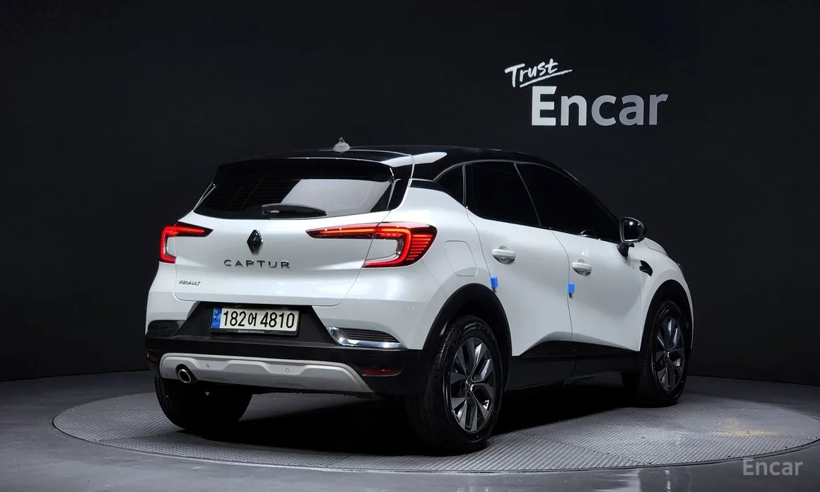 Фото 2 - Renault Captur