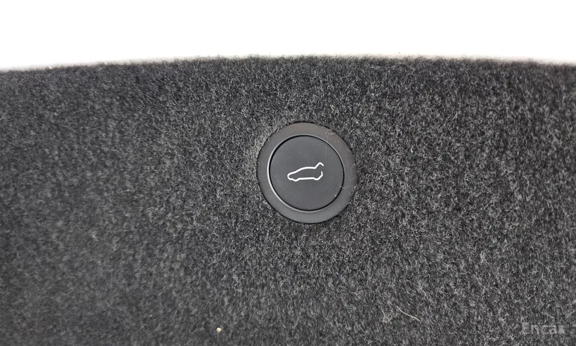 Фото 20 - Tesla Model X