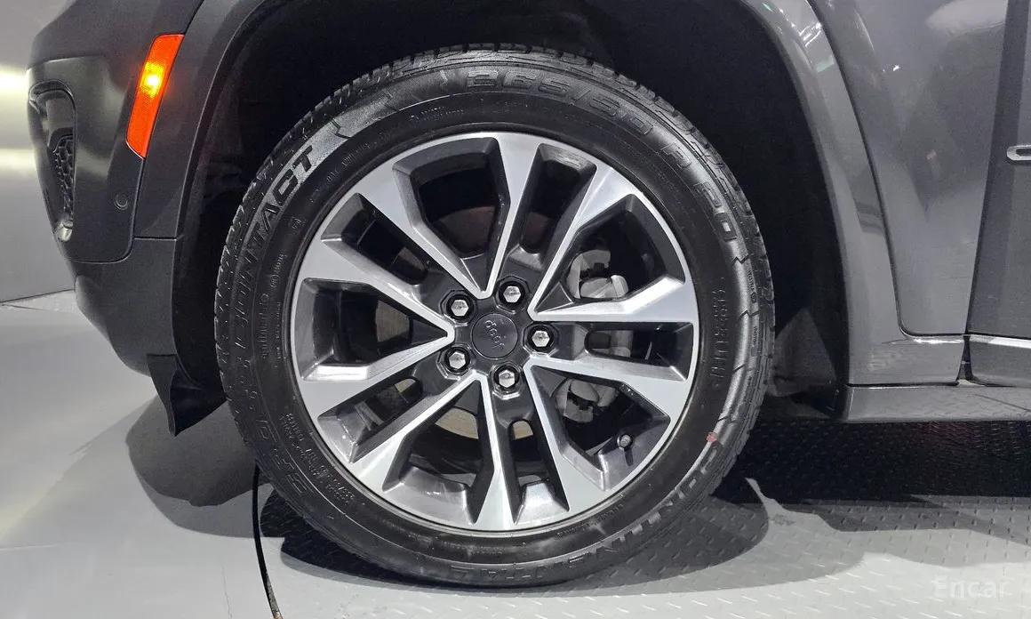 Фото 5 - Jeep Cherokee