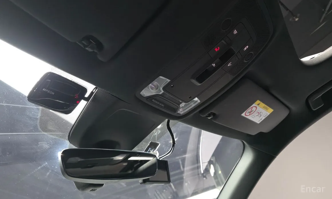 Фото 18 - Audi Q3