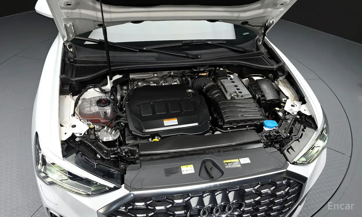 Фото 6 - Audi Q3