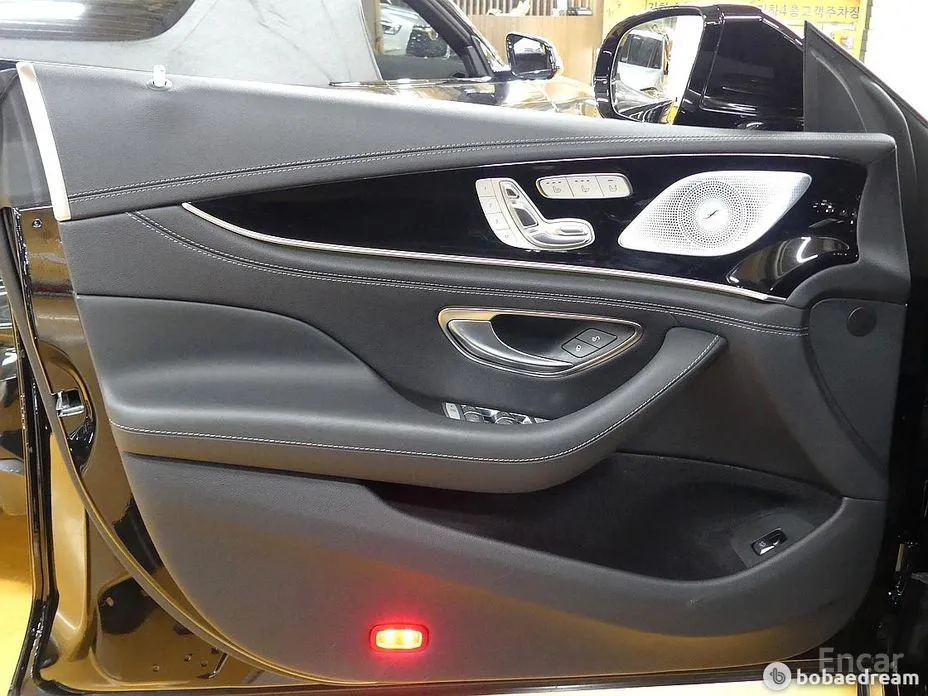 Фото 13 - Mercedes-Benz AMG GT