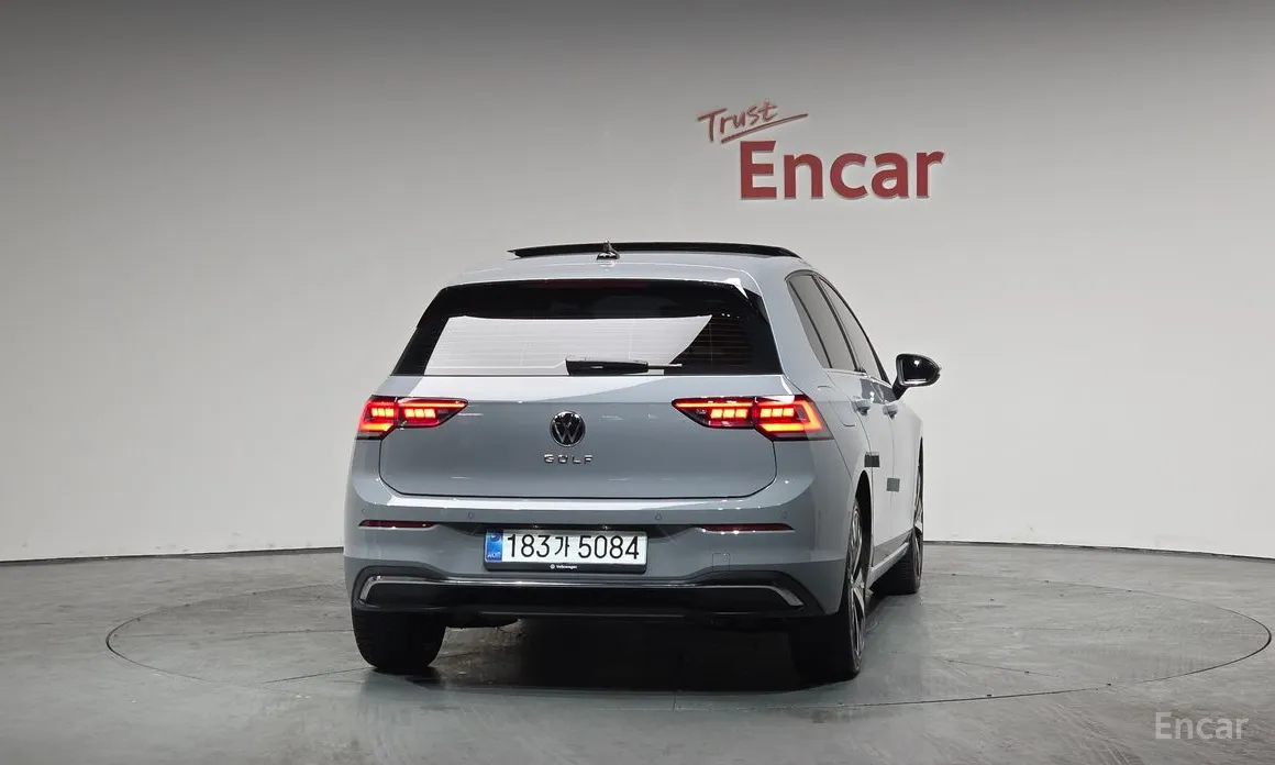 Фото 4 - Volkswagen Golf