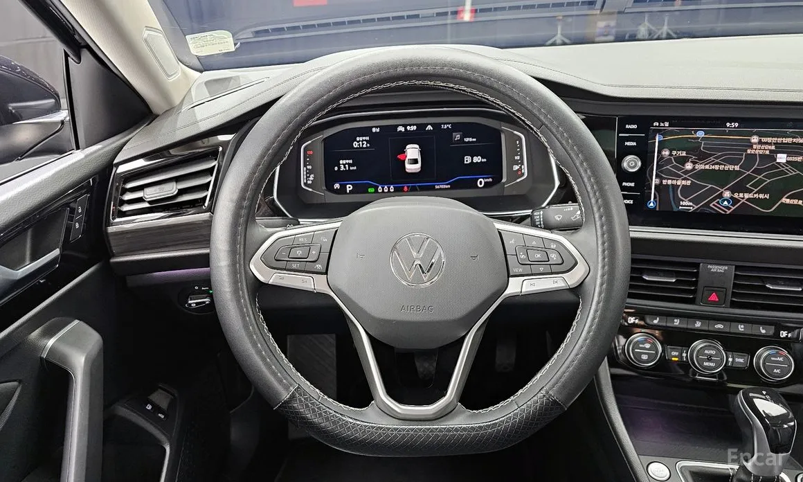 Photo 13 - Volkswagen Jetta