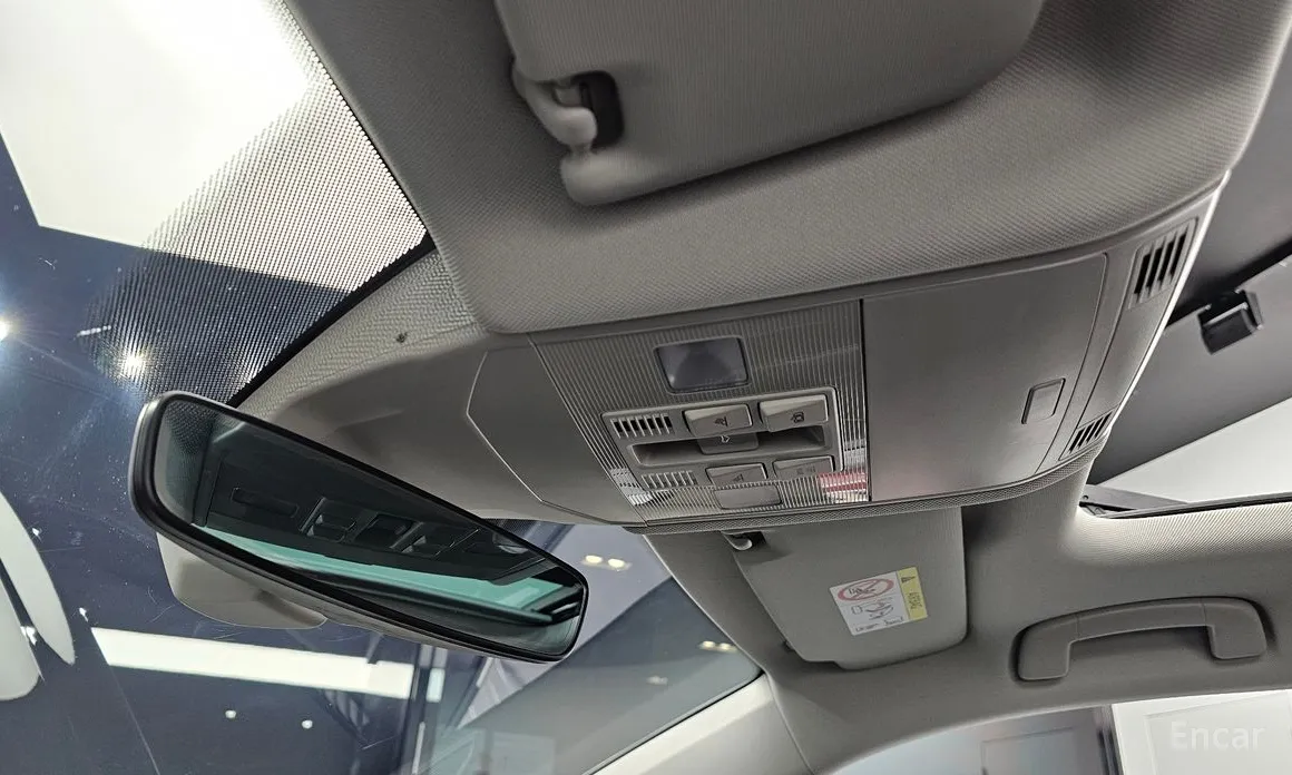 Photo 14 - Volkswagen Jetta