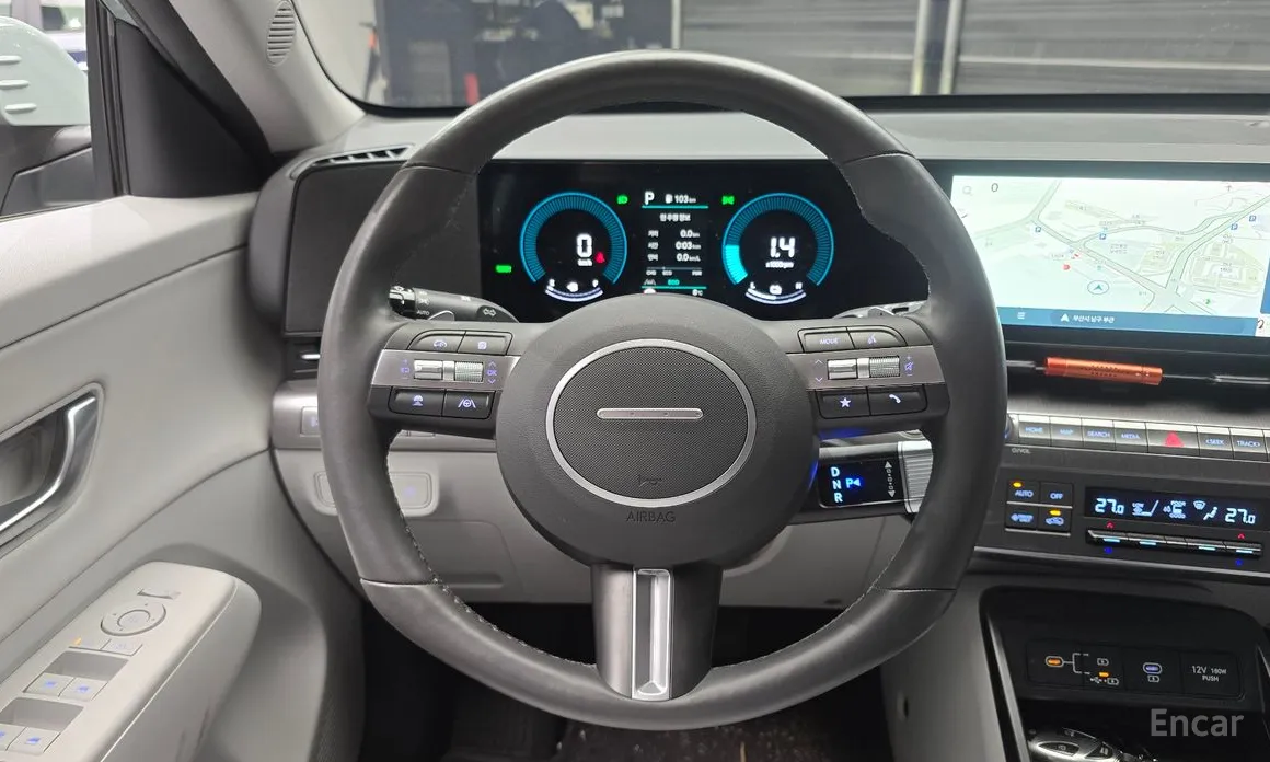 Фото 14 - Hyundai Kona