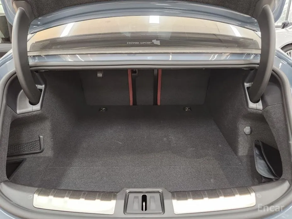 Фото 19 - Audi e-tron GT