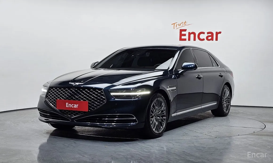 Фото 1 - Genesis G90