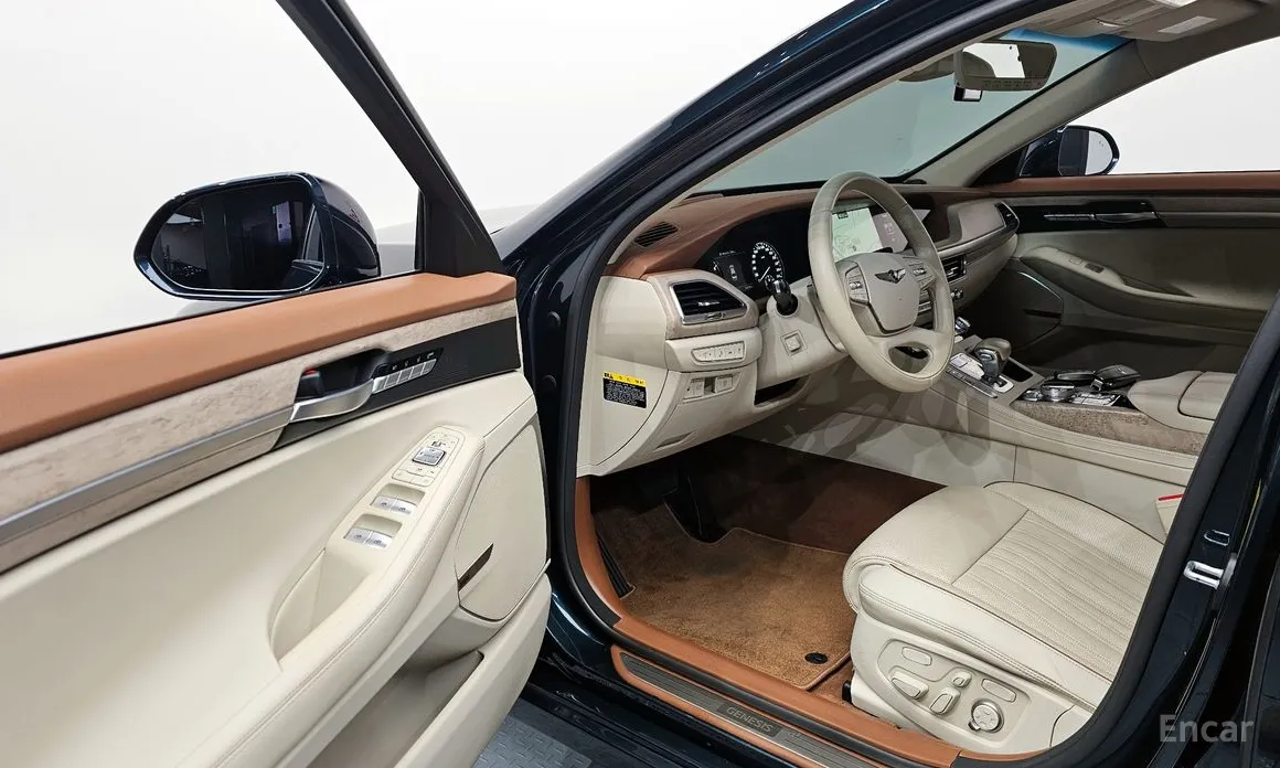 Фото 11 - Genesis G90