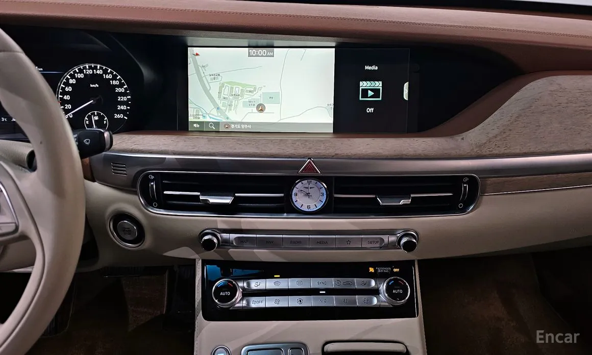 Фото 15 - Genesis G90