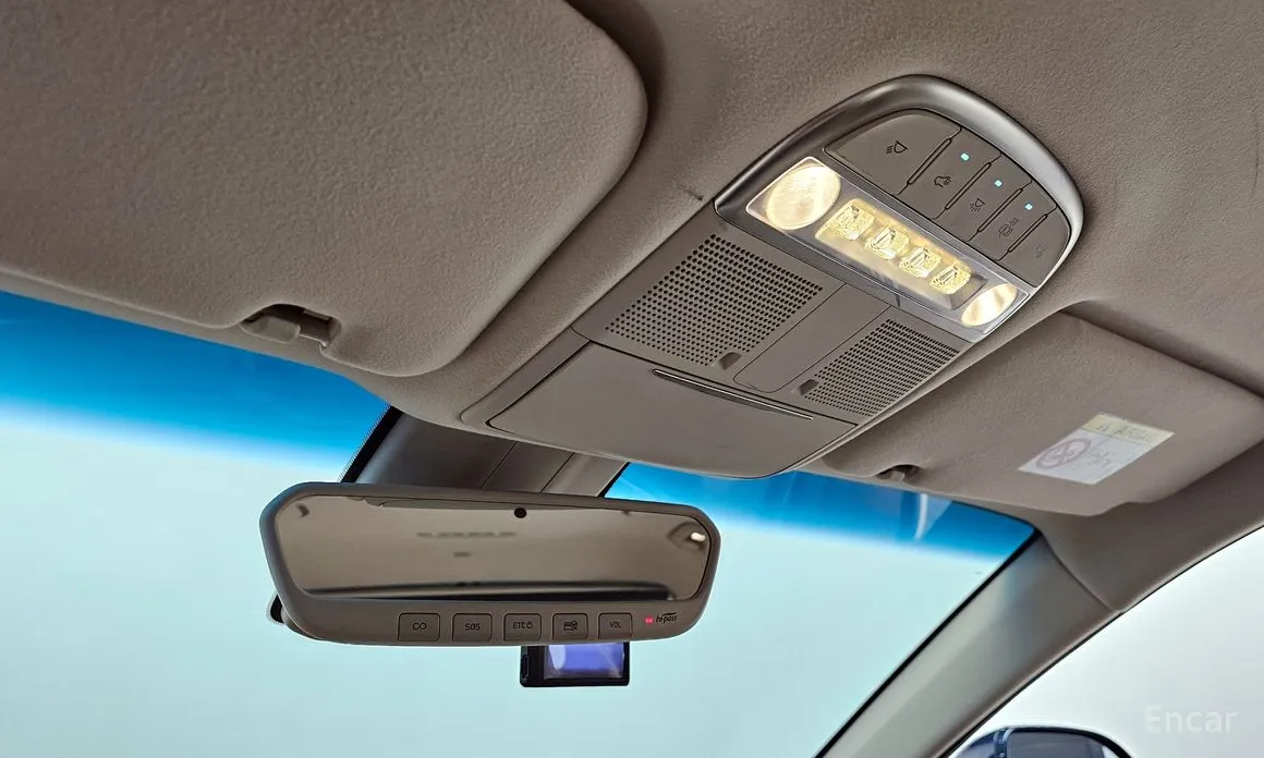 Фото 17 - Genesis G90