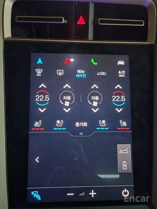 Фото 11 - Porsche Taycan