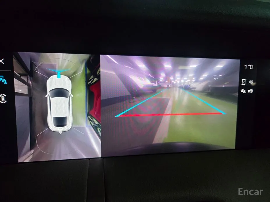 Фото 12 - Porsche Taycan