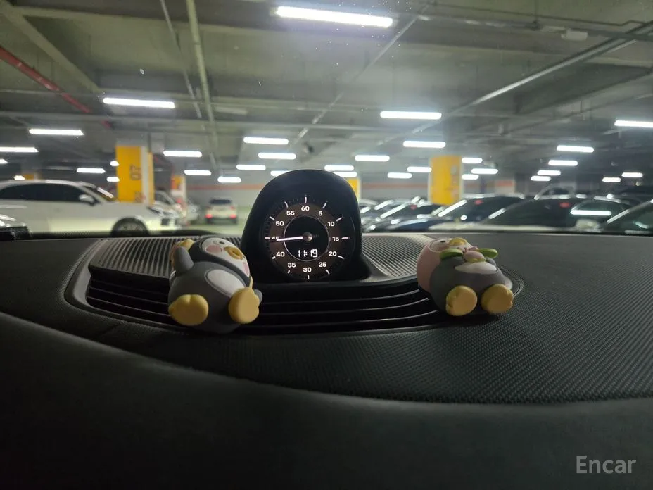 Фото 7 - Porsche Taycan