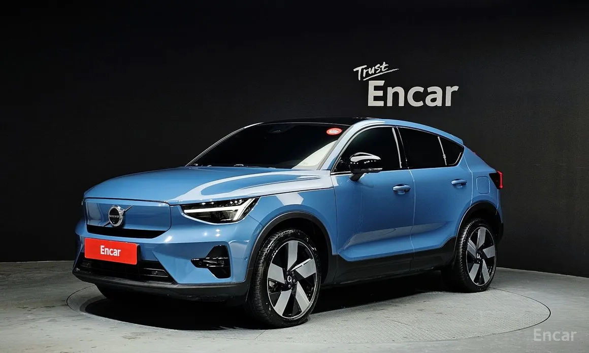 Фото 1 - Volvo C40