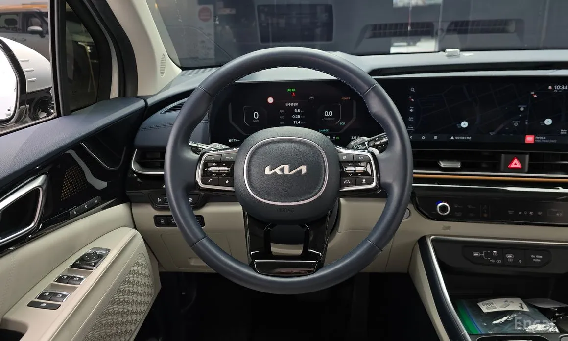 Фото 13 - Kia Carnival