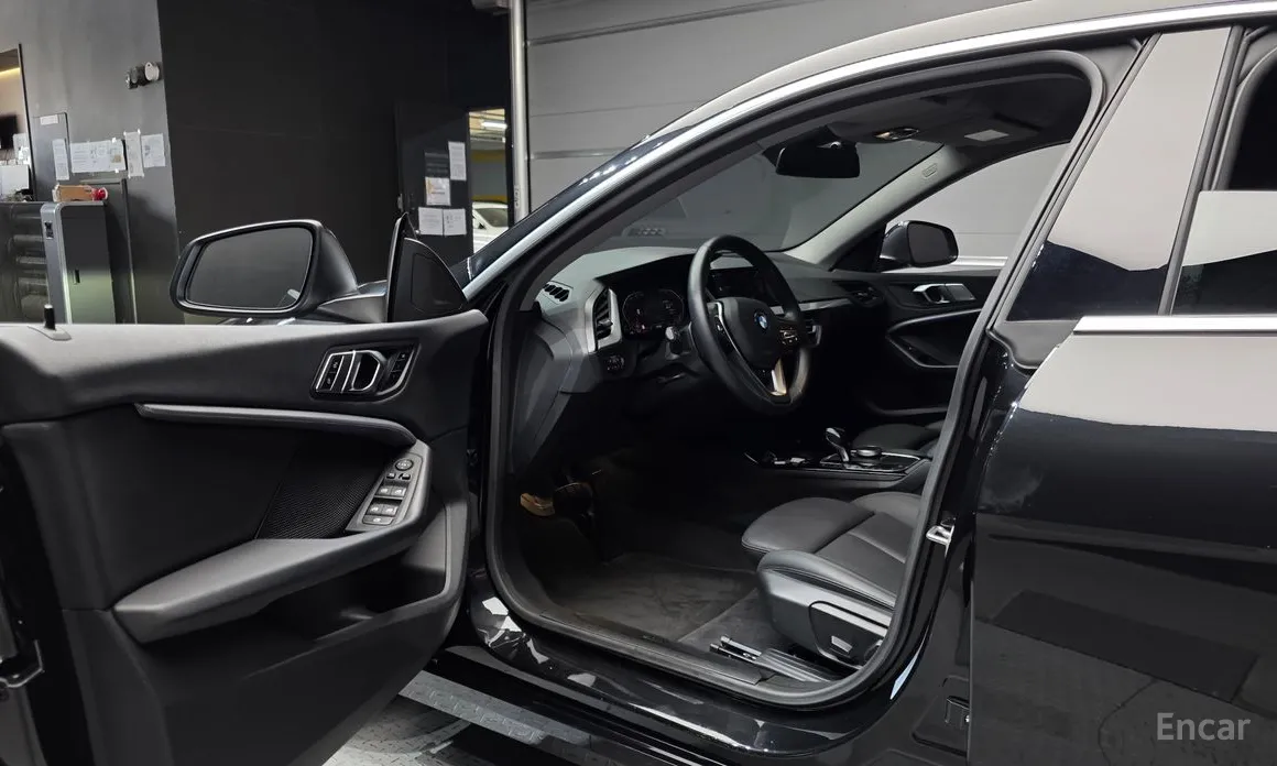 Фото 11 - BMW 2 Series