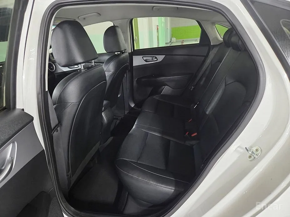 Фото 11 - Kia K3