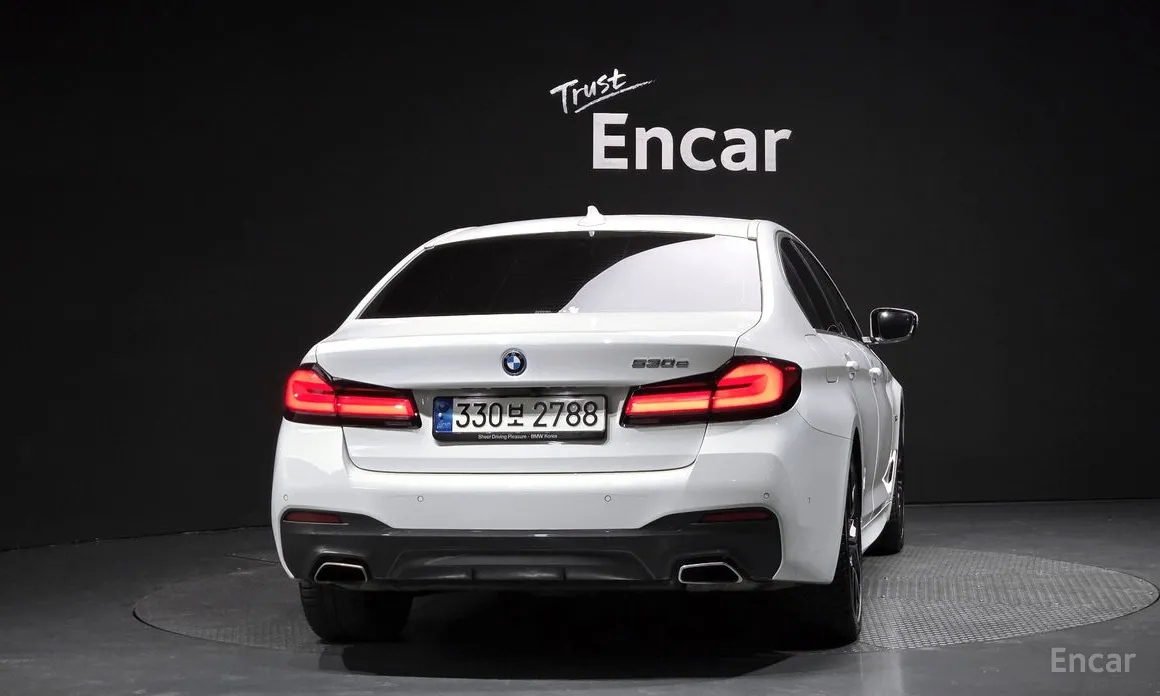 Фото 4 - BMW 5 Series