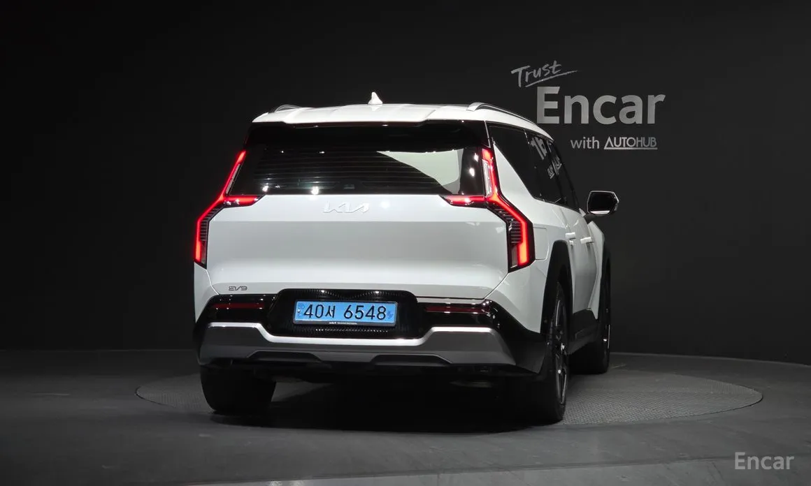 Фото 4 - Kia EV9