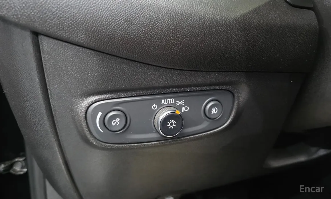 Фото 18 - Chevrolet Equinox