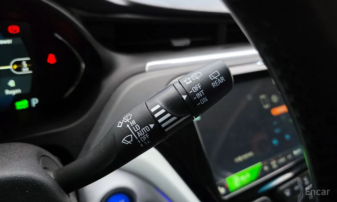 Фото 16 - Chevrolet Bolt EV