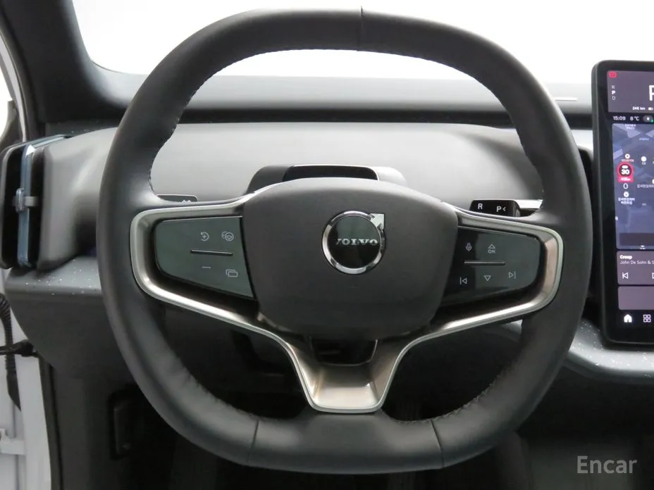 Фото 14 - Volvo EX30