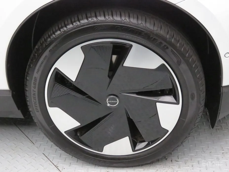 Фото 6 - Volvo EX30