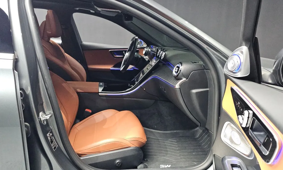 Фото 11 - Mercedes-Benz C-Class