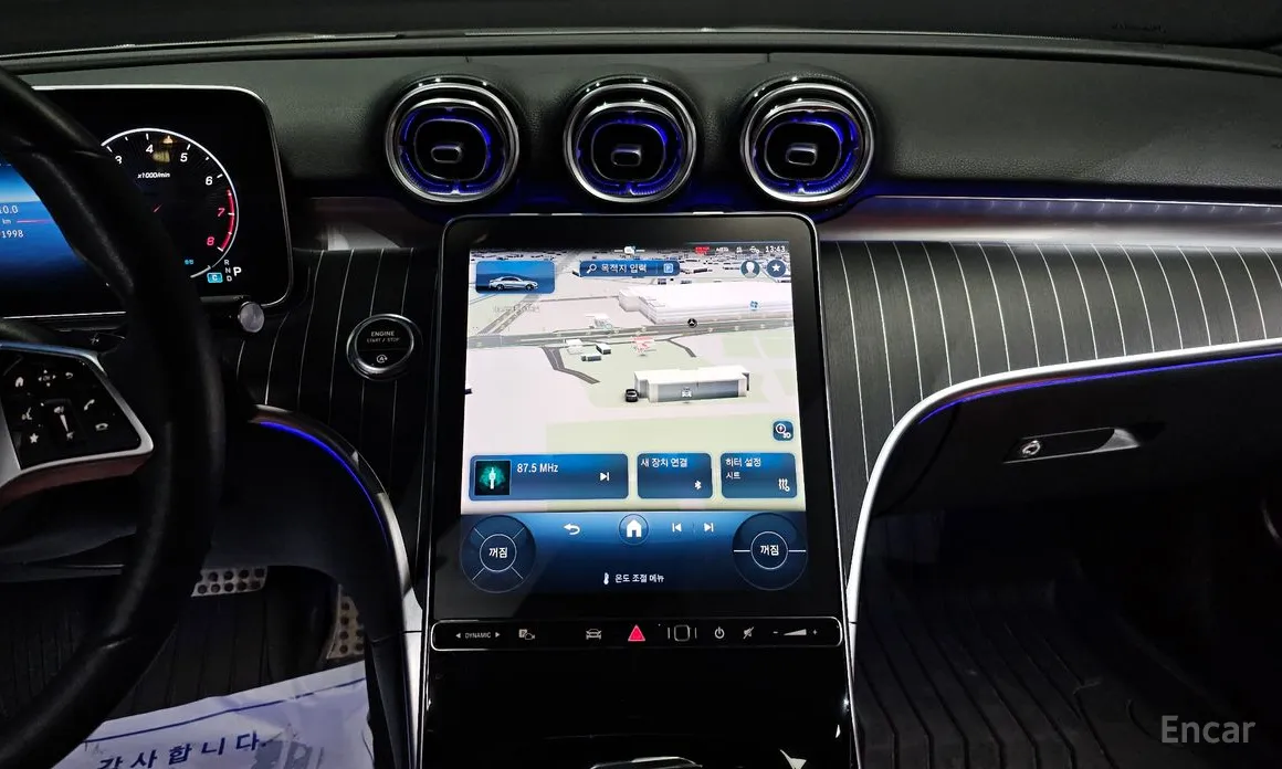 Фото 14 - Mercedes-Benz C-Class