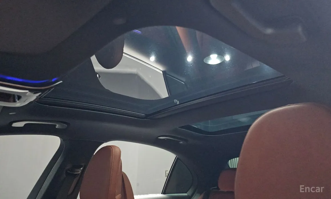 Фото 19 - Mercedes-Benz C-Class