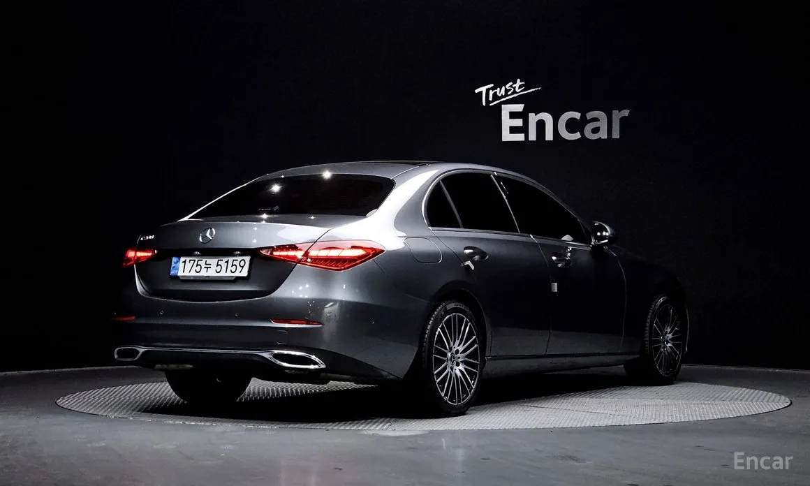 Фото 2 - Mercedes-Benz C-Class