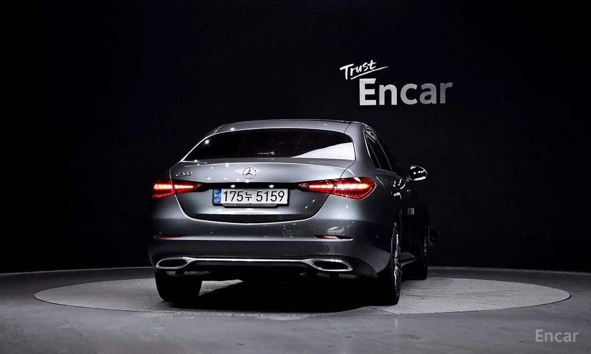 Фото 4 - Mercedes-Benz C-Class