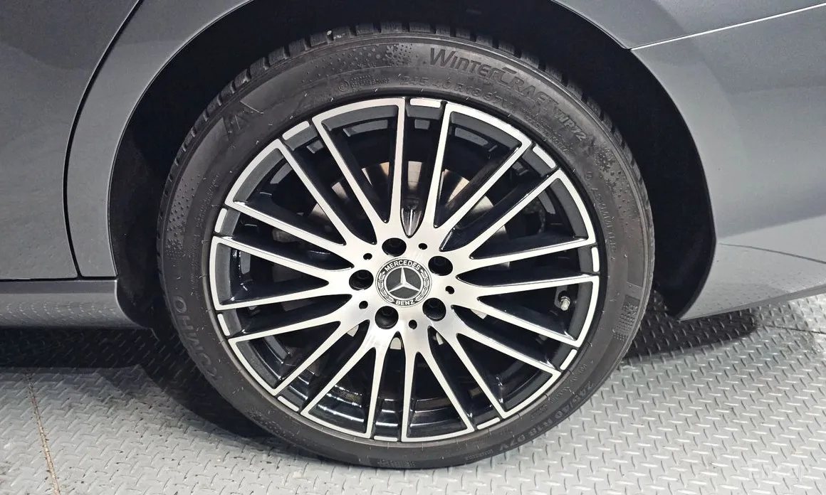 Фото 5 - Mercedes-Benz C-Class