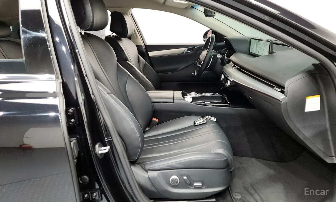 Фото 11 - Genesis G80