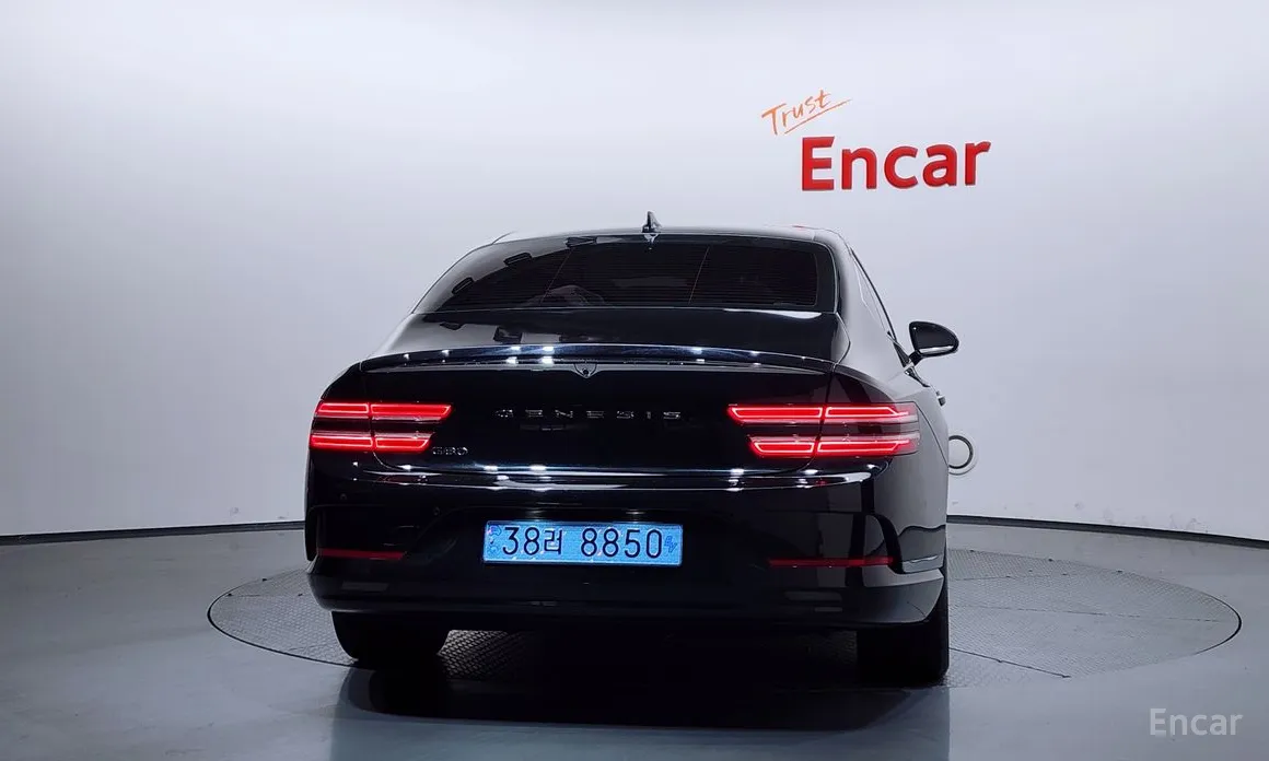 Фото 4 - Genesis G80