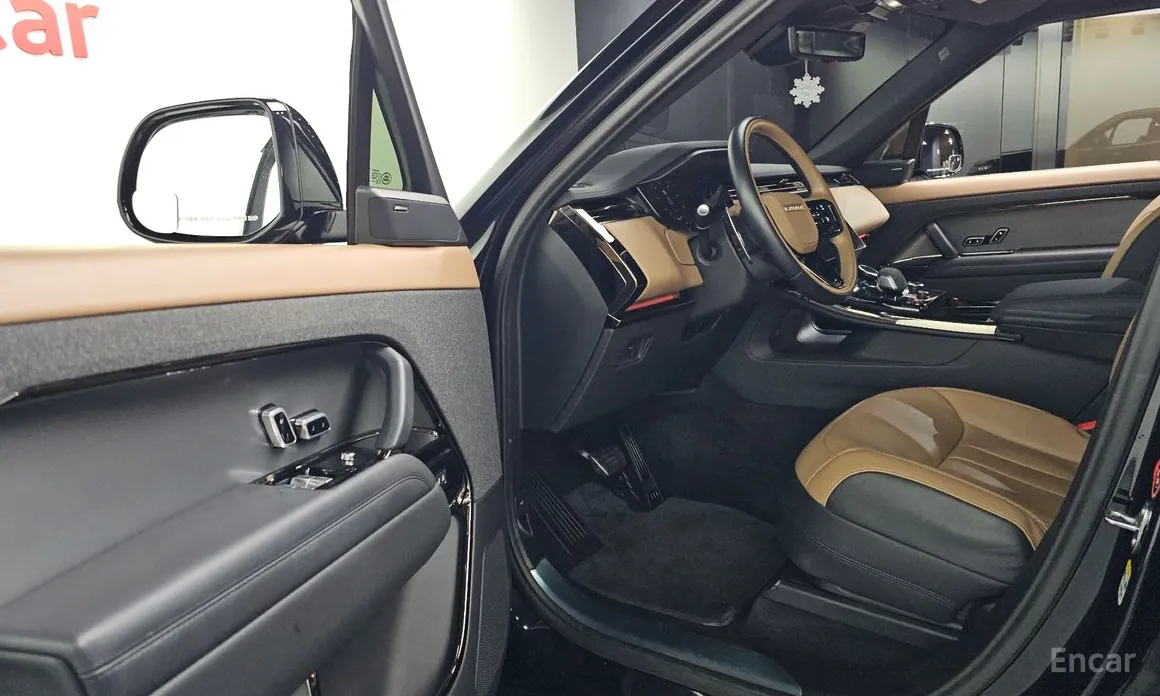 Фото 10 - Land Rover Range Rover Sport