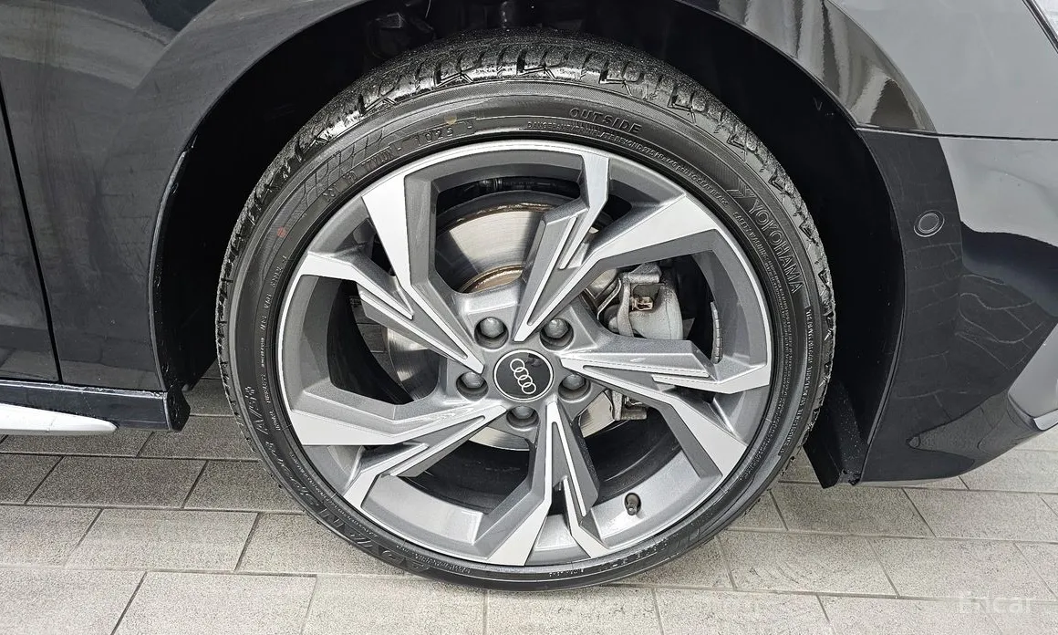 Фото 5 - Audi A3