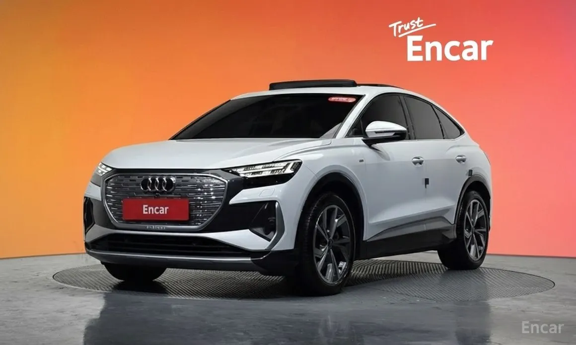 Фото 1 - Audi Q4 e-tron