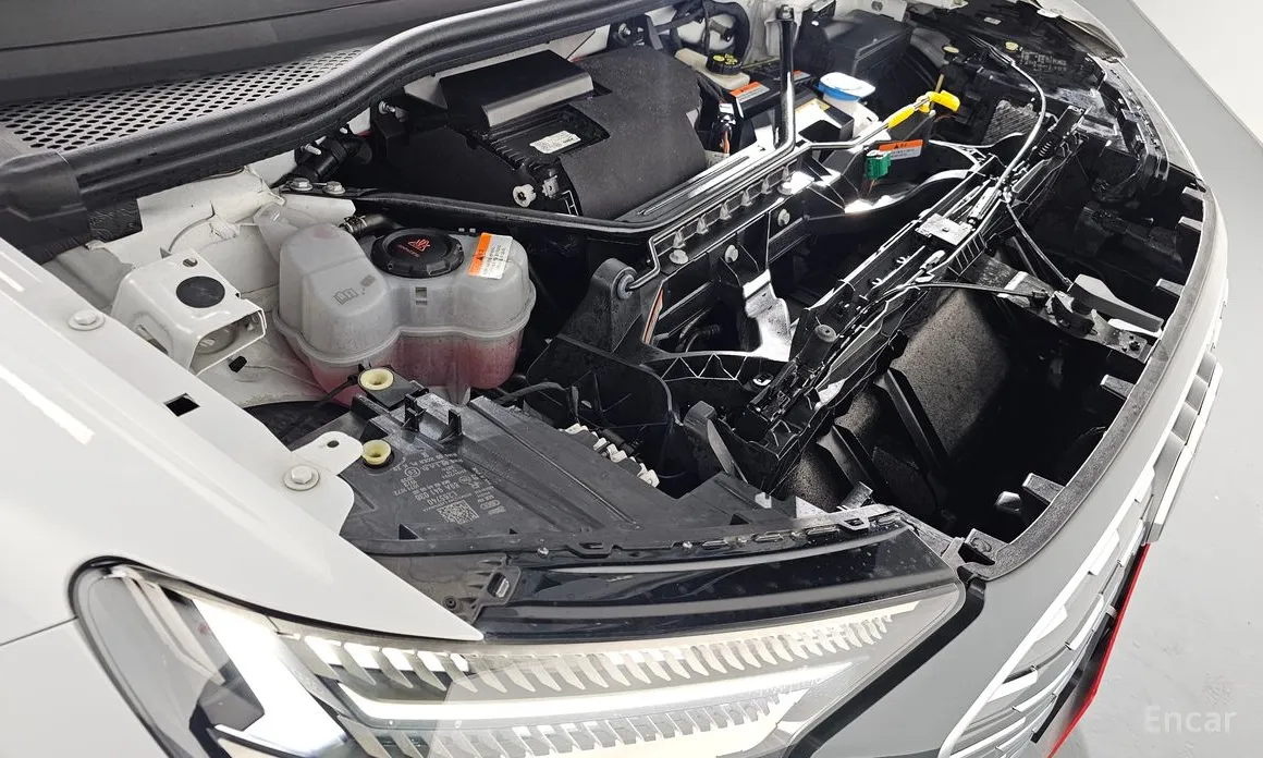 Фото 6 - Audi Q4 e-tron