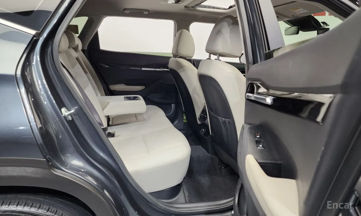 Фото 12 - Kia Seltos