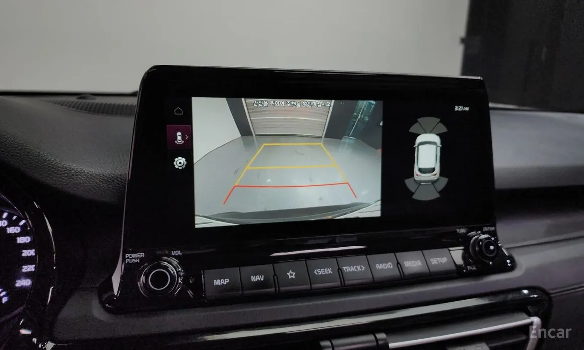 Фото 17 - Kia Seltos