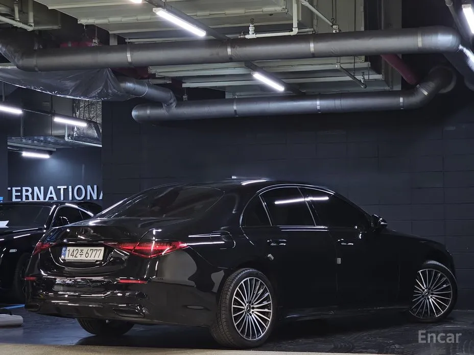 Фото 5 - Mercedes-Benz S-Class