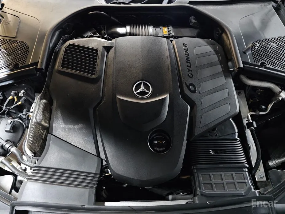 Фото 7 - Mercedes-Benz S-Class